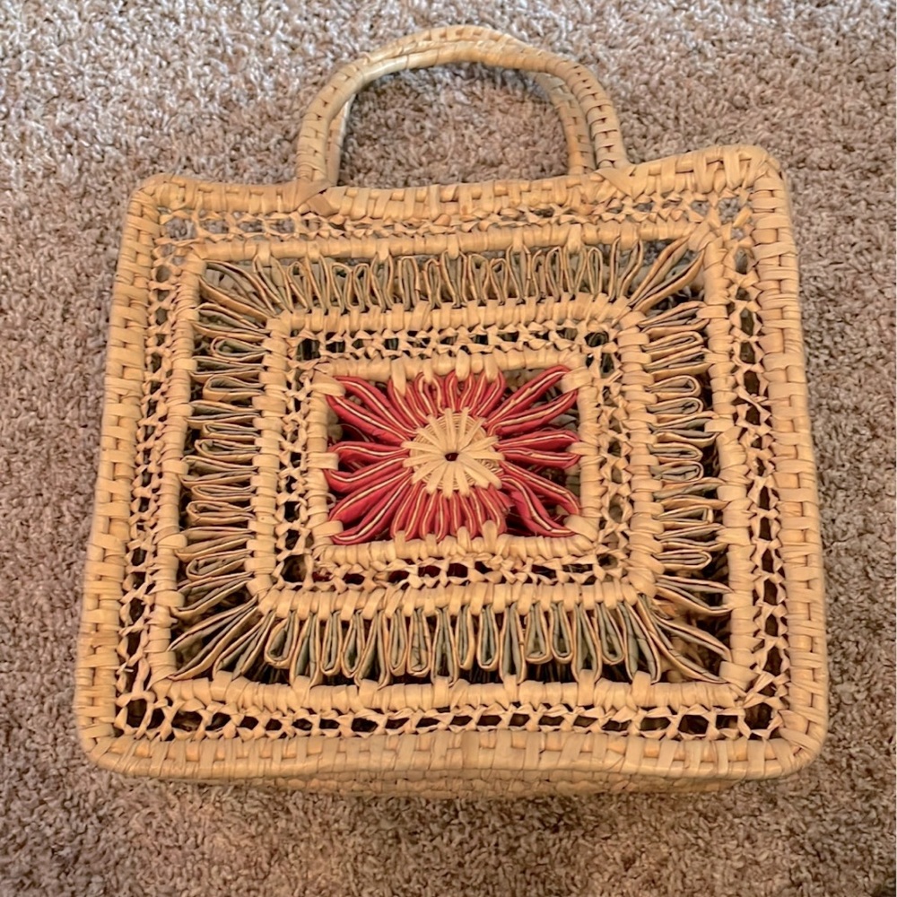Cute vintage handbag